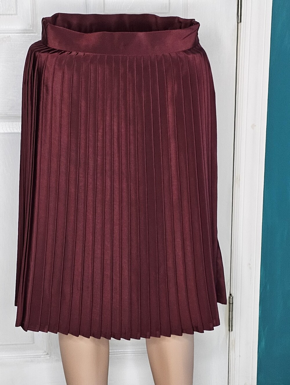 American Apparel Pleated Midi Skirt in Wine